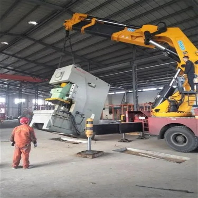 邢台桥东80吨折臂吊车出租附近电话